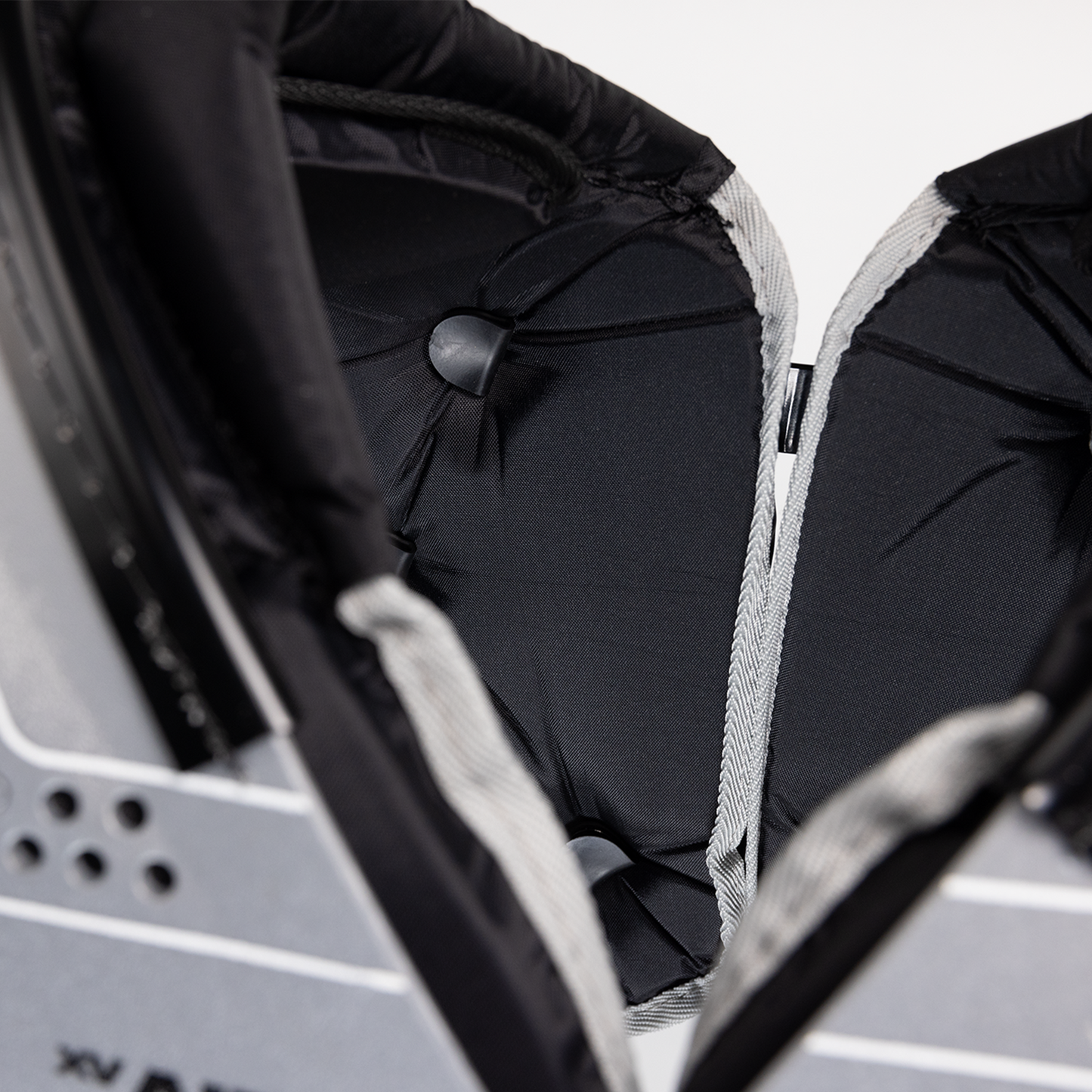 Schutt XV Air Lineman Adult Shoulder Pads