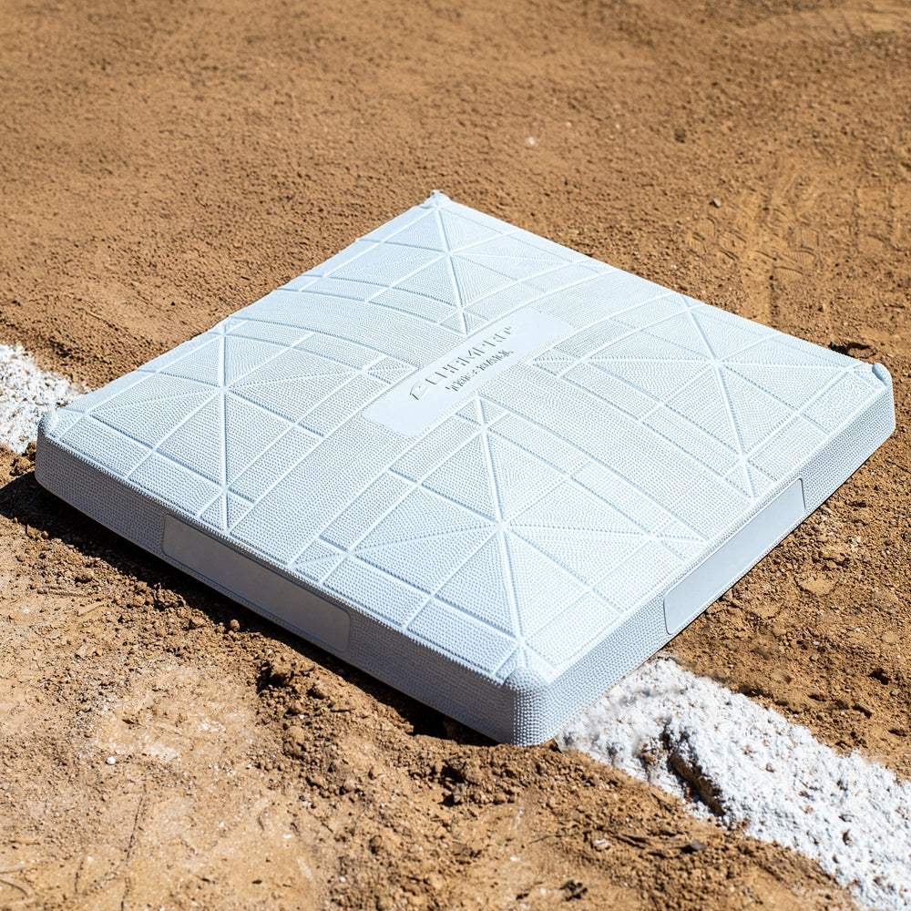 The Hall 15x 3" Molded Bases